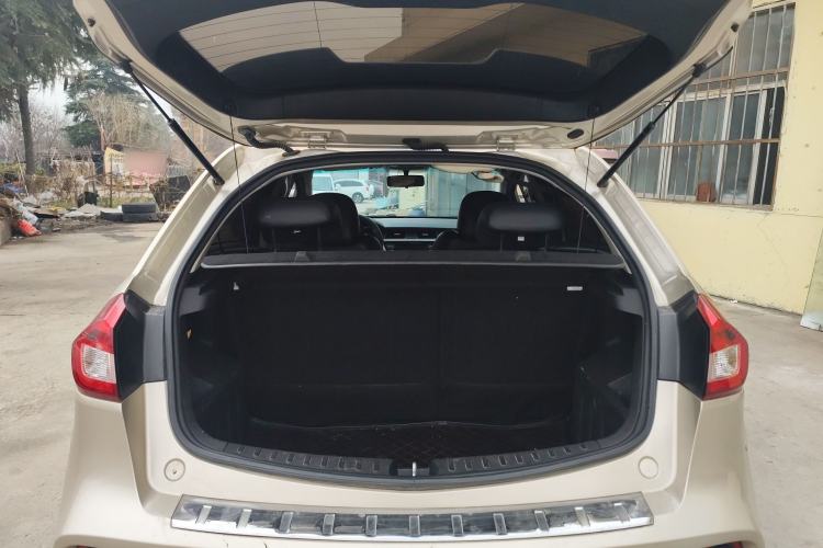 Used Geely Auto Vision X3 2017 1.5L Automatic Elite Model Trunk