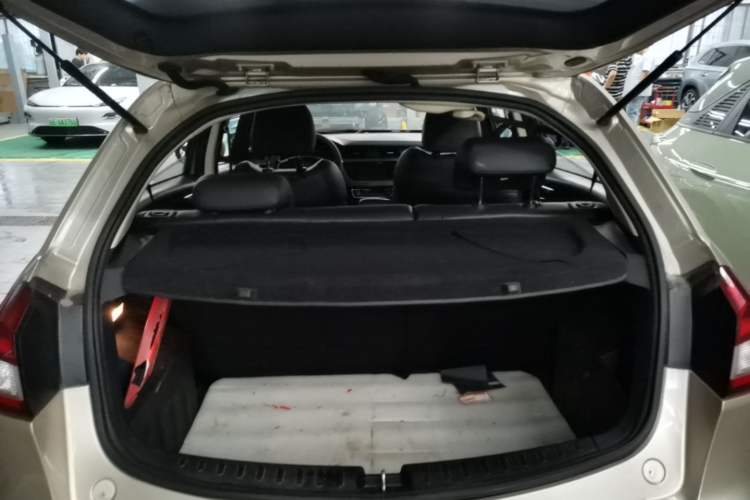 Used Geely Auto Vision X3 2017 1.5L Automatic Luxury Model Trunk