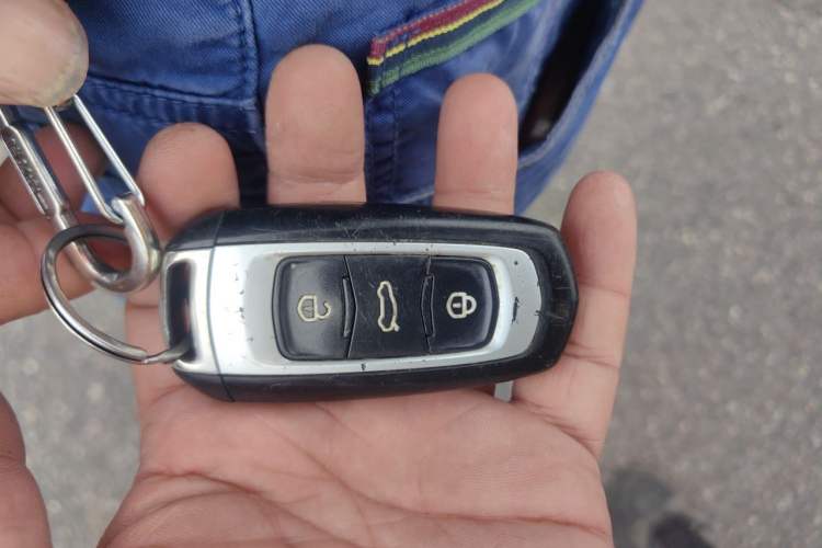 Used Geely Auto Vision X3 2017 1.5L Automatic Luxury Model Vehicle Key