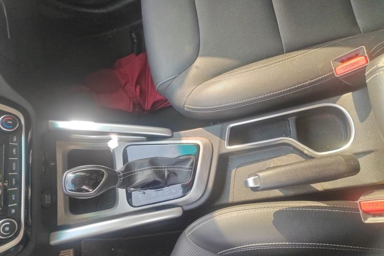 Used Geely Auto Vision X3 2018 1.5L Automatic Anniversary Edition Interior 3