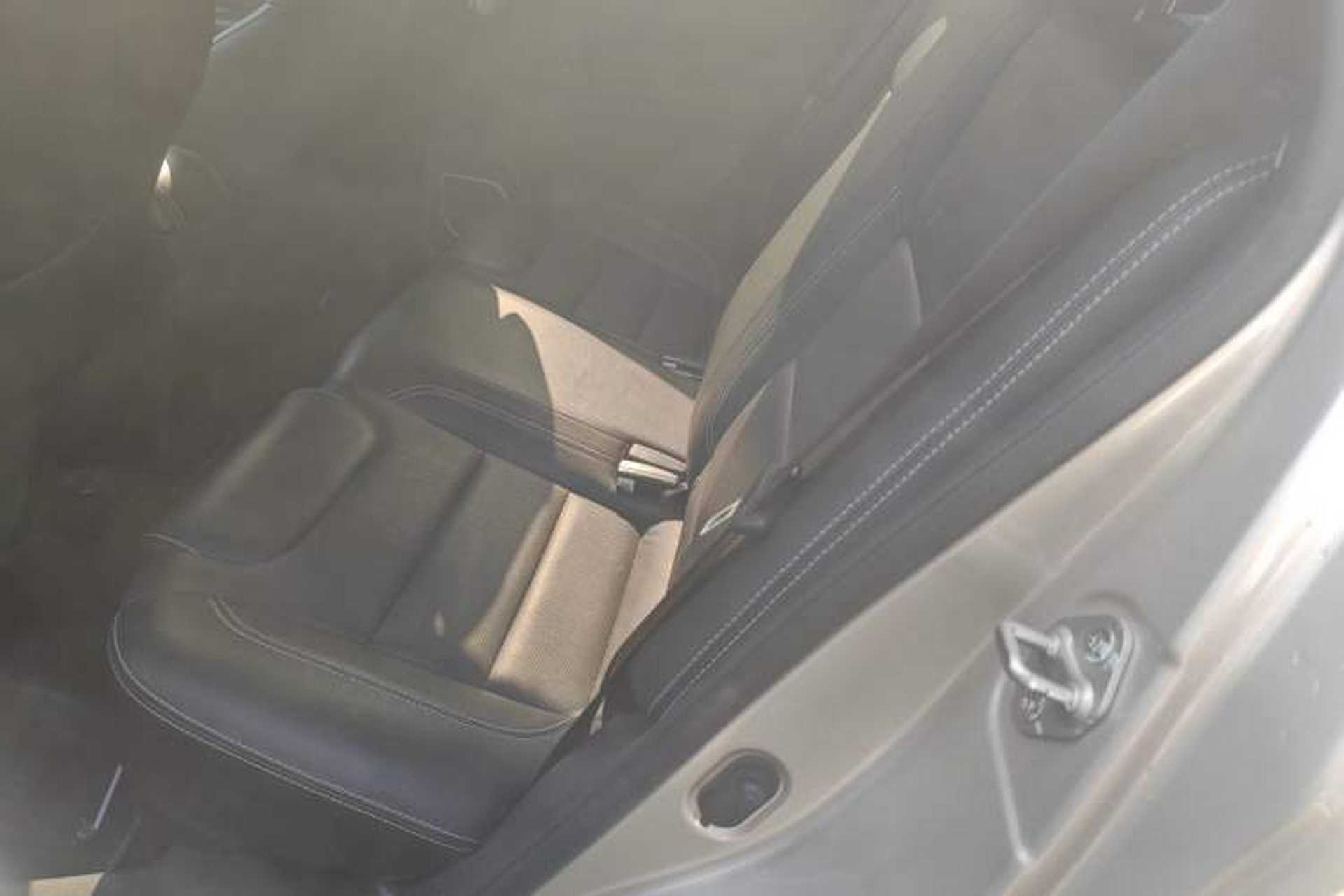 Used Geely Auto Vision X3 2018 1.5L Automatic Anniversary Edition Interior 4