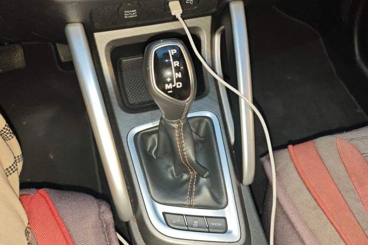 Used Geely Auto Vision X3 2018 1.5L Automatic Anniversary Edition Gear Lever