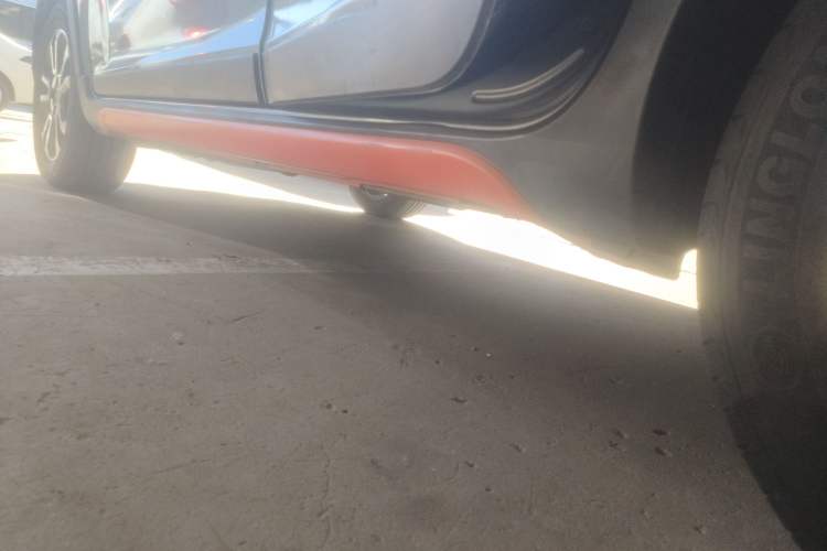 Used Geely Auto Vision X3 2018 1.5L Automatic Anniversary Edition Left Side Sill
