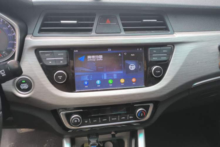 Used Geely Auto Vision X3 2018 1.5L Automatic Anniversary Edition Audio And AC Panel