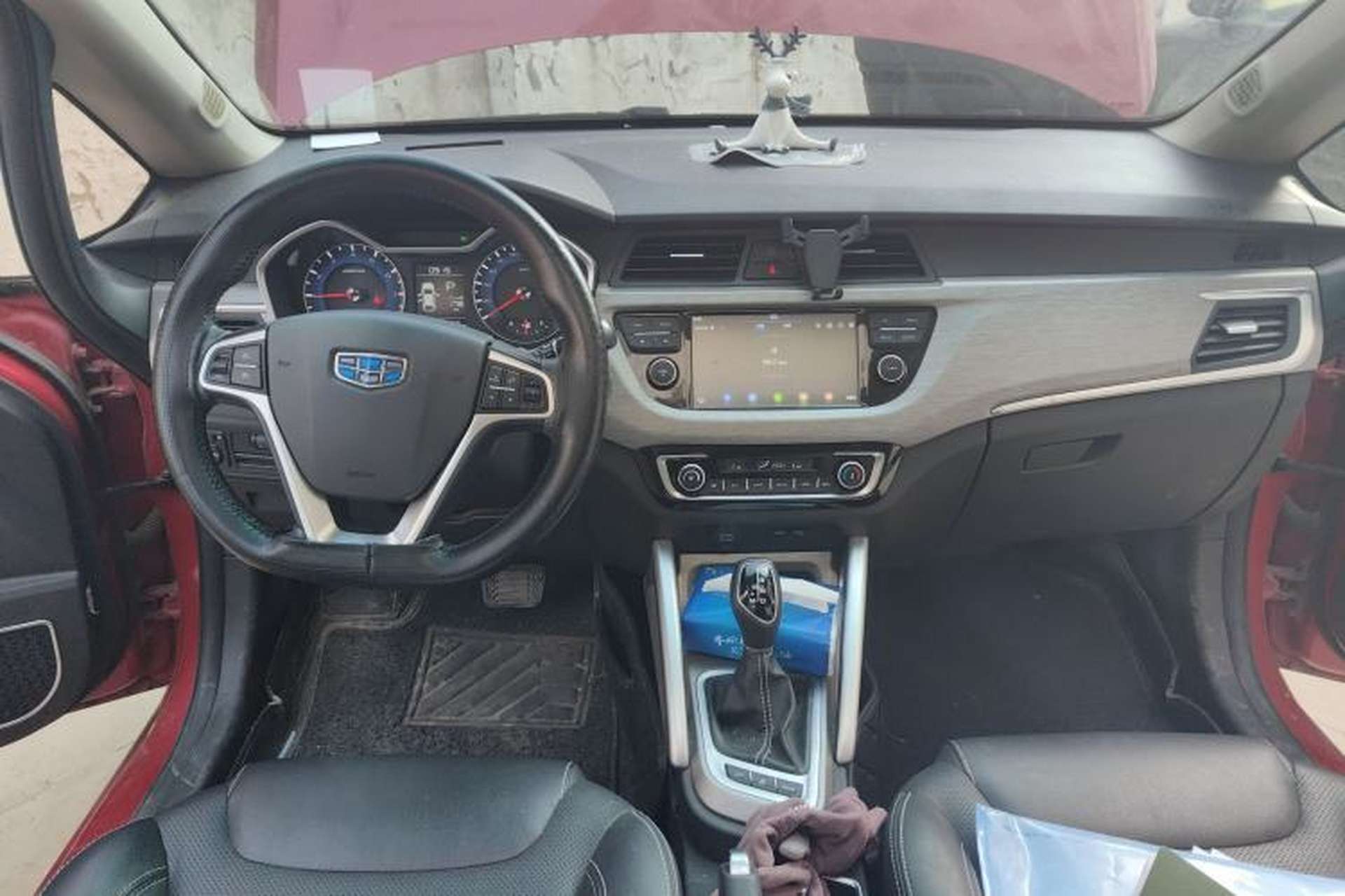 Used Geely Auto Vision X3 2018 1.5L Automatic Anniversary Edition Center Console
