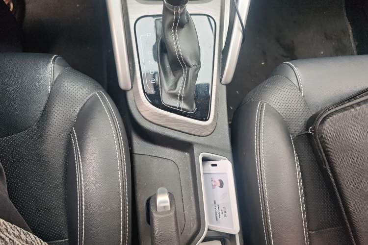 Used Geely Auto Vision X3 2018 1.5L Automatic Anniversary Edition Gear Lever