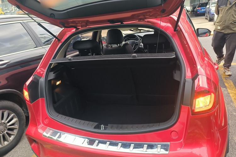 Used Geely Auto Vision X3 2018 1.5L Automatic Anniversary Edition Trunk