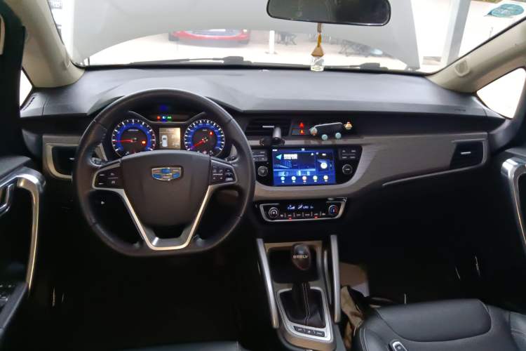Used Geely Auto Vision X3 2018 1.5L Automatic Anniversary Edition Center Console