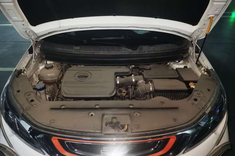 Used Geely Auto Vision X3 2018 1.5L Automatic Anniversary Edition Engine Bay