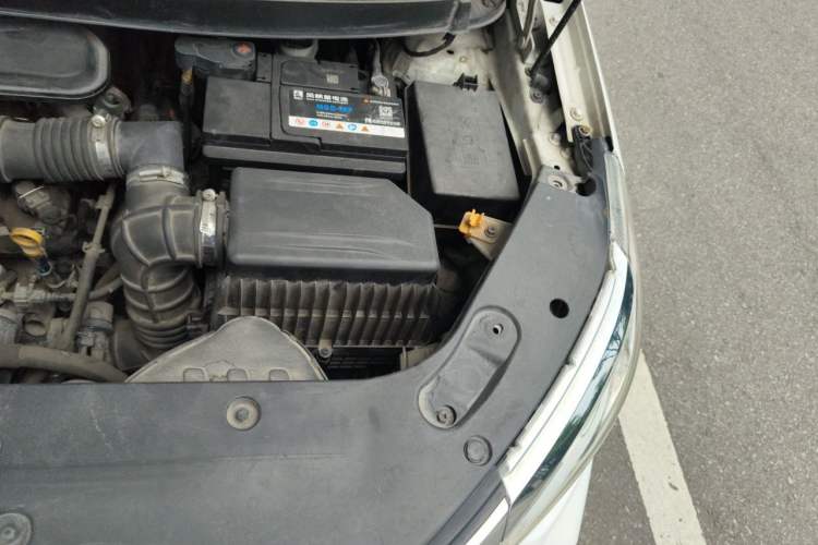 Used Geely Auto Vision X3 2018 1.5L Automatic Anniversary Edition Engine Bay Left