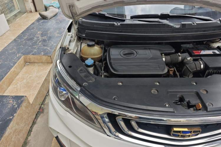 Used Geely Auto Vision X3 2018 1.5L Automatic Anniversary Edition Engine Bay Right