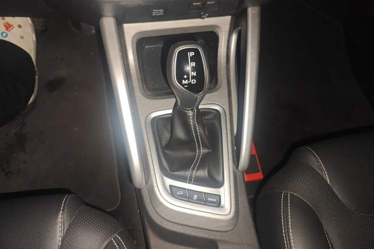 Used Geely Auto Vision X3 2018 1.5L Automatic Anniversary Edition Gear Lever