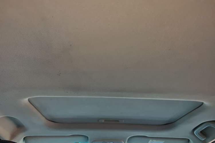 Used Geely Auto Vision X3 2018 1.5L Automatic Anniversary Edition Headliner