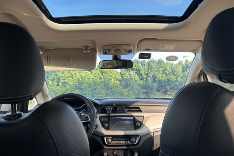 Used Geely Auto Vision X3 2018 1.5L Automatic Anniversary Edition Interior 12