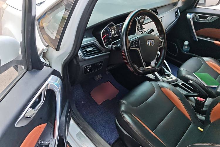 Used Geely Auto Vision X3 2018 1.5L Automatic Anniversary Edition Interior 3
