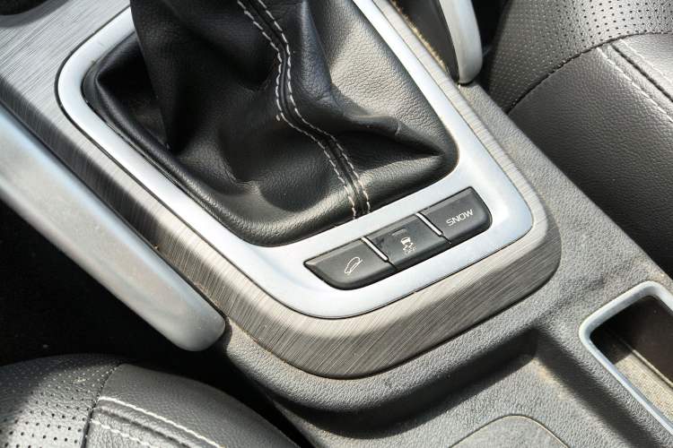 Used Geely Auto Vision X3 2018 1.5L Automatic Anniversary Edition Interior 5