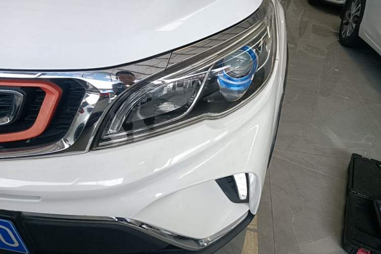 Used Geely Auto Vision X3 2018 1.5L Automatic Anniversary Edition Left Front Headlight