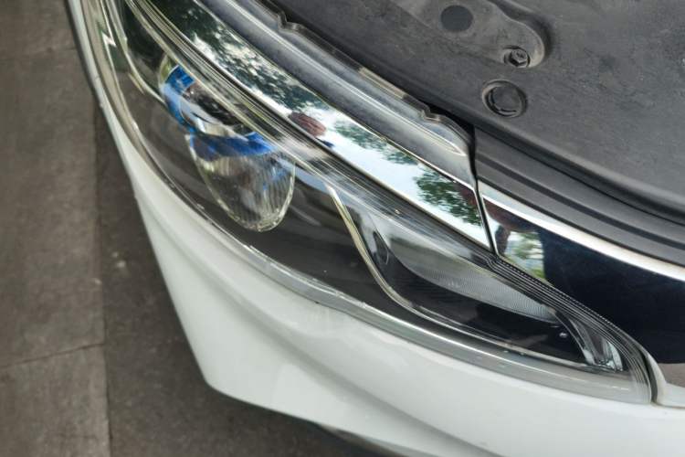 Used Geely Auto Vision X3 2018 1.5L Automatic Anniversary Edition Right Front Headlight