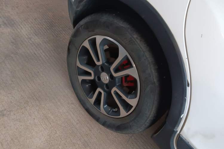 Used Geely Auto Vision X3 2018 1.5L Automatic Anniversary Edition Right Rear Wheel Hub