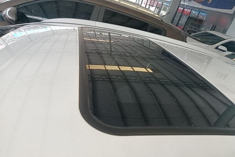 Used Geely Auto Vision X3 2018 1.5L Automatic Anniversary Edition Roof