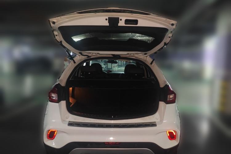 Used Geely Auto Vision X3 2018 1.5L Automatic Anniversary Edition Trunk