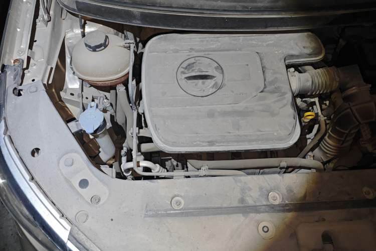 Used Geely Auto Vision X3 2018 1.5L Automatic Anniversary Edition Engine Bay Right