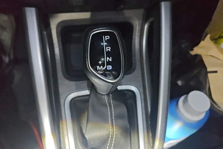 Used Geely Auto Vision X3 2018 1.5L Automatic Anniversary Edition Gear Lever