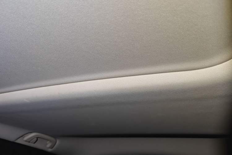 Used Geely Auto Vision X3 2018 1.5L Automatic Anniversary Edition Headliner