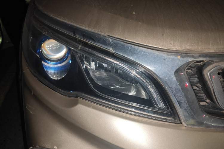 Used Geely Auto Vision X3 2018 1.5L Automatic Anniversary Edition Right Front Headlight
