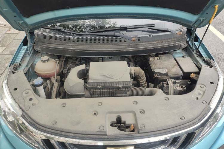 Used Geely Auto Vision X3 2019 Upgraded Model 1.5L CVT Prestige Version Engine Bay