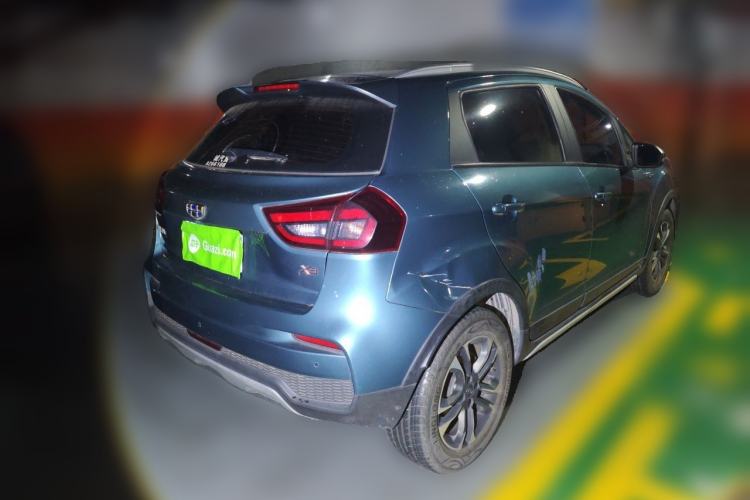 Used Geely Auto Vision X3 2019 Upgraded Model 1.5L CVT Prestige Version Exterior 5