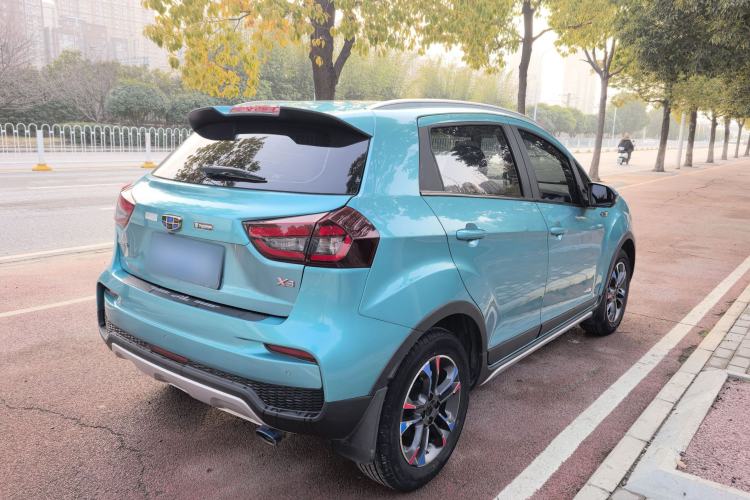 Used Geely Auto Vision X3 2019 Upgraded Model 1.5L CVT Prestige Version Exterior 6