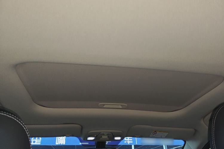 Used Geely Auto Vision X3 2019 Upgraded Model 1.5L CVT Prestige Version Headliner