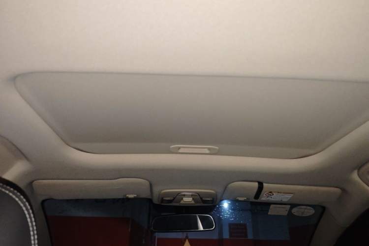 Used Geely Auto Vision X3 2019 Upgraded Model 1.5L CVT Prestige Version Headliner