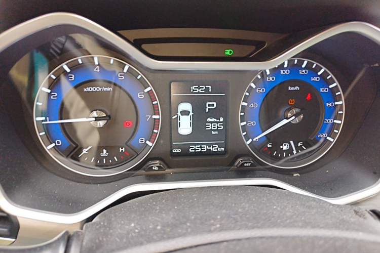 Used Geely Auto Vision X3 2019 Upgraded Model 1.5L CVT Prestige Version Instrument Cluster