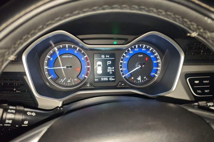 Used Geely Auto Vision X3 2019 Upgraded Model 1.5L CVT Prestige Version Instrument Cluster