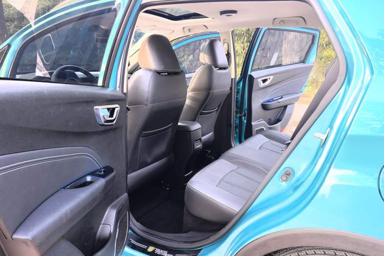 Used Geely Auto Vision X3 2019 Upgraded Model 1.5L CVT Prestige Version Interior 2
