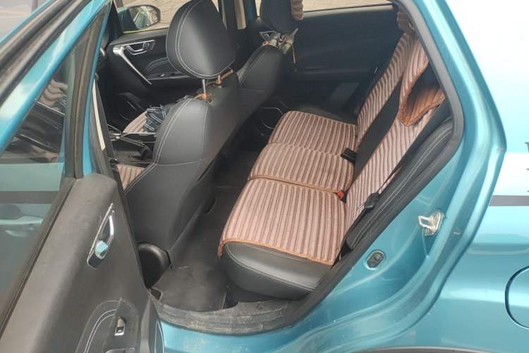 Used Geely Auto Vision X3 2019 Upgraded Model 1.5L CVT Prestige Version Left Rear Seat