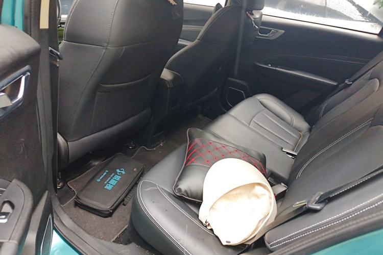 Used Geely Auto Vision X3 2019 Upgraded Model 1.5L CVT Prestige Version Left Rear Seat