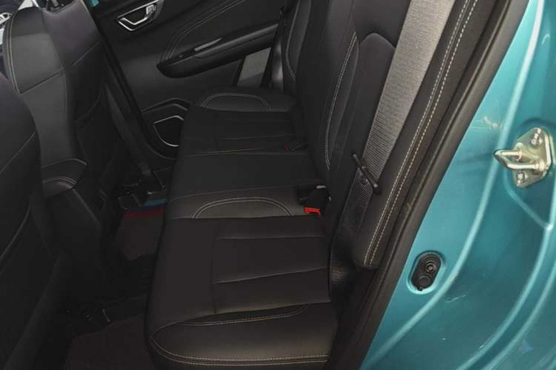 Used Geely Auto Vision X3 2019 Upgraded Model 1.5L CVT Prestige Version Left Rear Seat