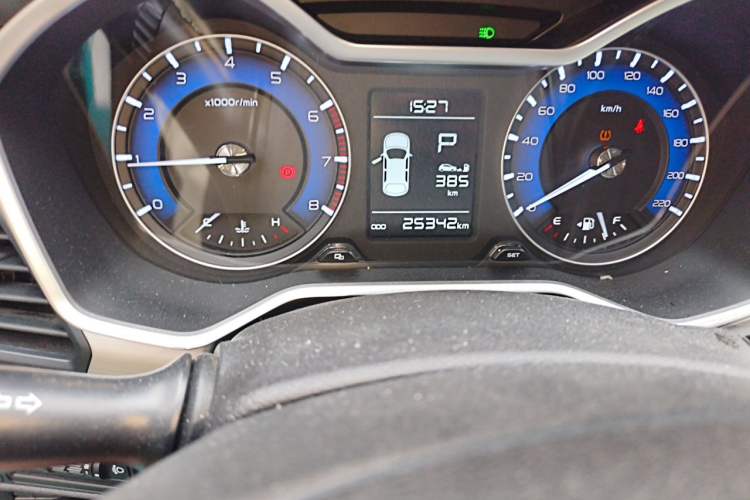 Used Geely Auto Vision X3 2019 Upgraded Model 1.5L CVT Prestige Version Odometer Close Up