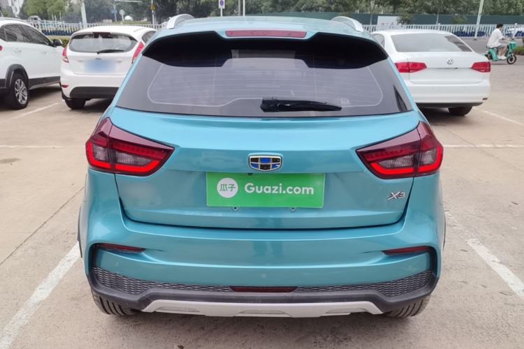 Used Geely Auto Vision X3 2019 Upgraded Model 1.5L CVT Elite Version Rear