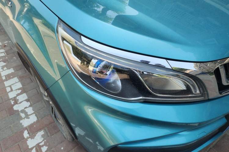 Used Geely Auto Vision X3 2019 Upgraded Model 1.5L CVT Prestige Version Right Front Headlight