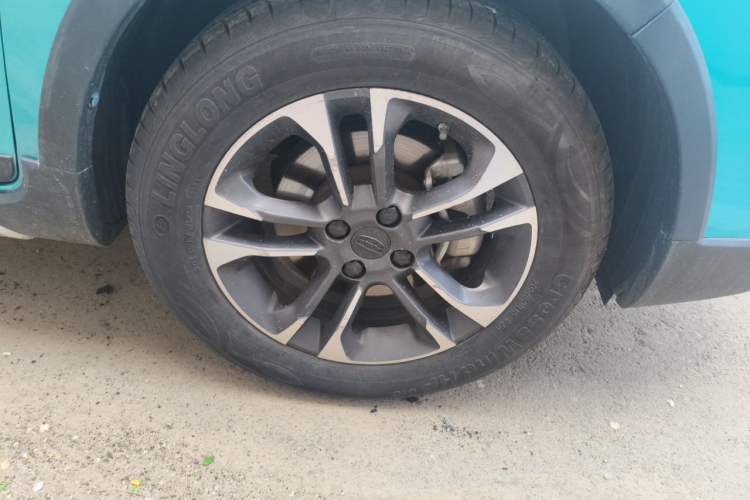 Used Geely Auto Vision X3 2019 Upgraded Model 1.5L CVT Prestige Version Right Front Wheel Hub