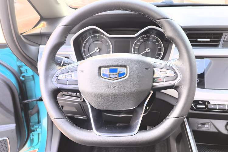 Used Geely Auto Vision X3 2019 Upgraded Model 1.5L CVT Prestige Version Steering Wheel