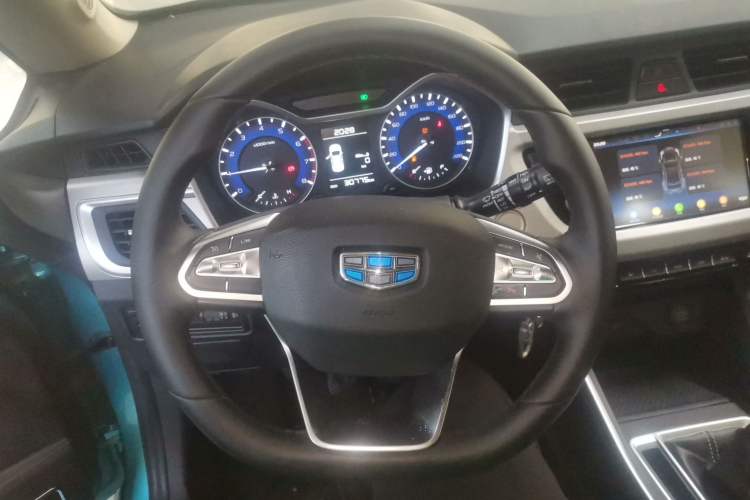 Used Geely Auto Vision X3 2019 Upgraded Model 1.5L Manual Elite Version Steering Wheel