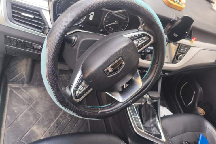 Used Geely Auto Vision X3 2019 Upgraded Model 1.5L CVT Prestige Version Steering Wheel