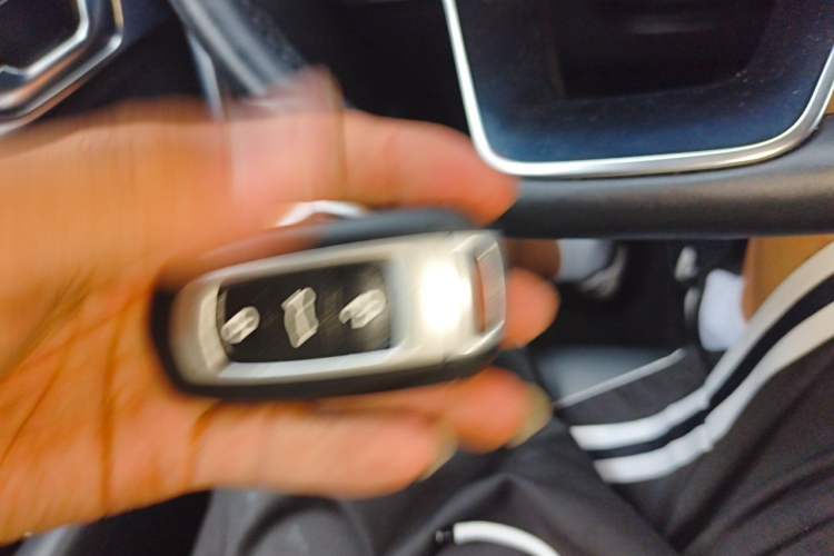 Used Geely Auto Vision X3 2019 Upgraded Model 1.5L CVT Prestige Version Vehicle Key
