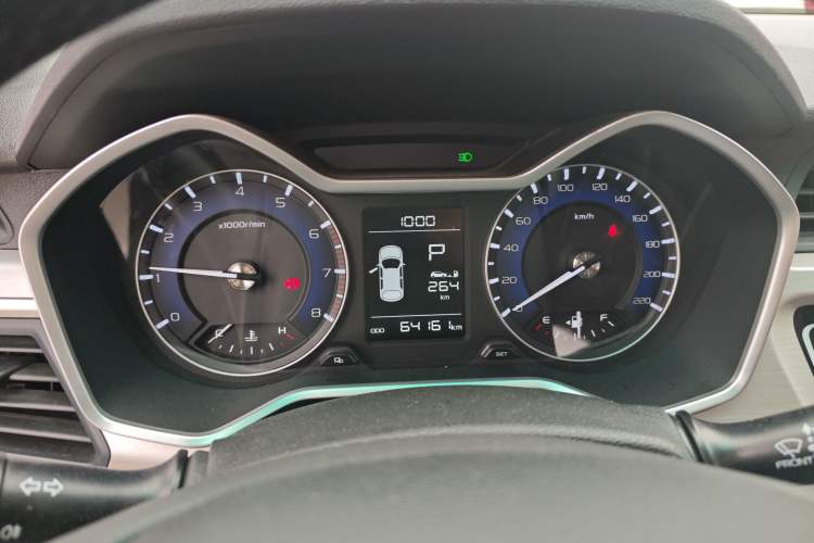 Used Geely Auto Vision X3 2019 Upgraded Model 1.5L CVT Prestige Version Instrument Cluster