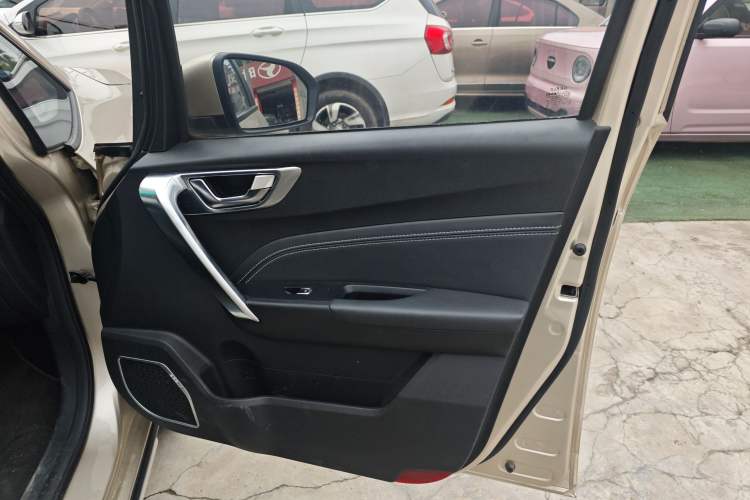 Used Geely Auto Vision X3 2019 Upgraded Model 1.5L CVT Prestige Version Right Front Door Interior